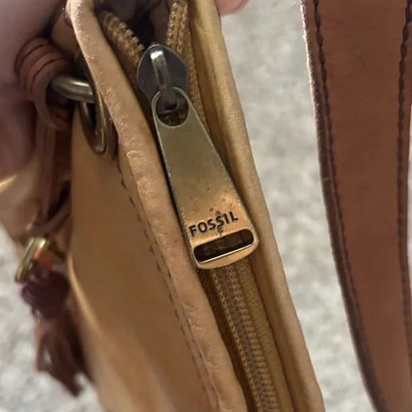 Fossil Brown Leather Cutout Shoulder Bag - Picture 14 of 16
